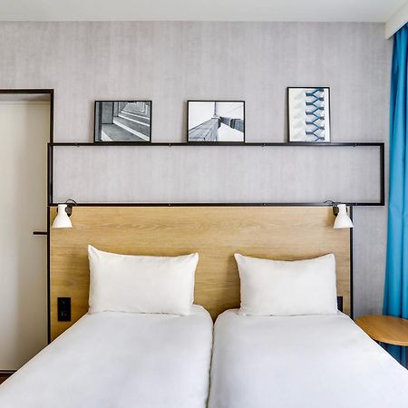 Ibis Levallois Perret Exterior photo